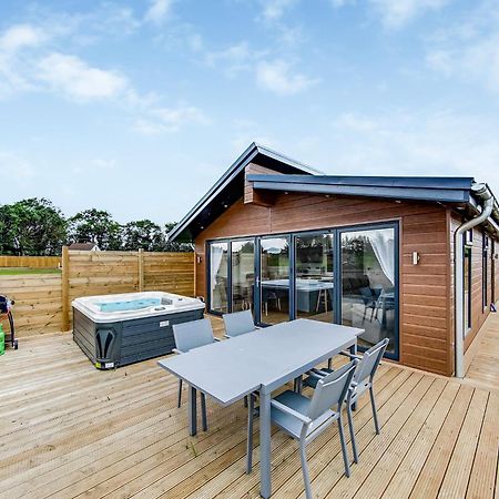 Hotel Noahs Retreat Laceby Esterno foto